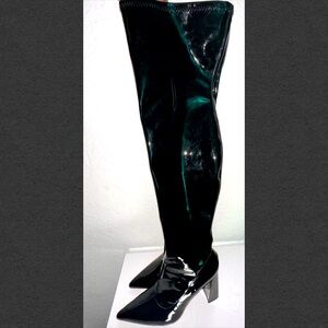 THIGH HIGH LEATHER BOOTS